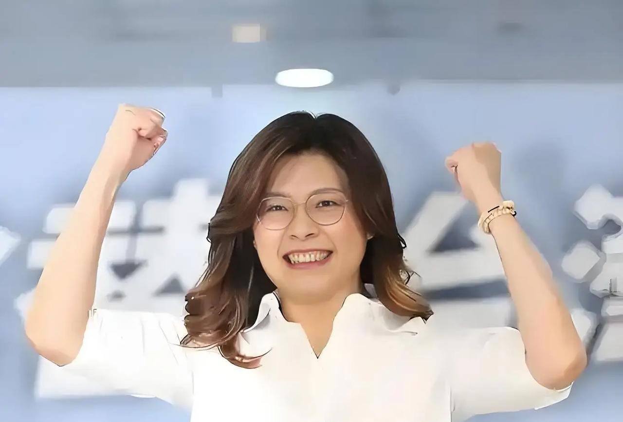 [下雨]三大硬伤，招招致命？从“叛党”原罪，到资历浅薄，再到示好日本，郑丽文的国