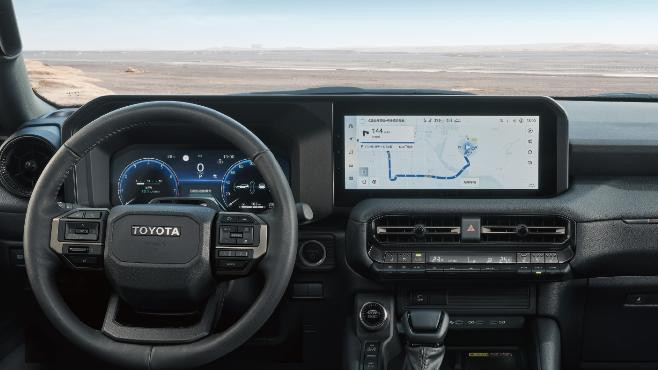 普拉多旗舰VX版升级，2.4升涡轮增压混动引擎，引领越野新时代