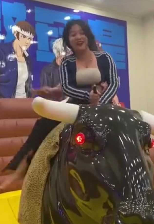 连个镫都没有，怎么玩呀。
