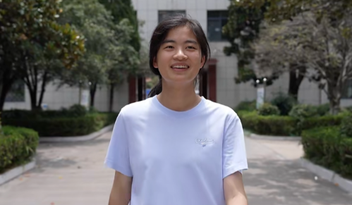 河南姑娘梁诗祎，全国第一！