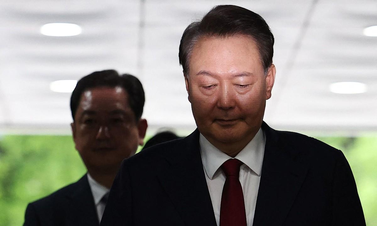 尹锡悦124天后再成阶下囚，被押入“人间地狱”
当地时间7月10日凌晨2点多，韩
