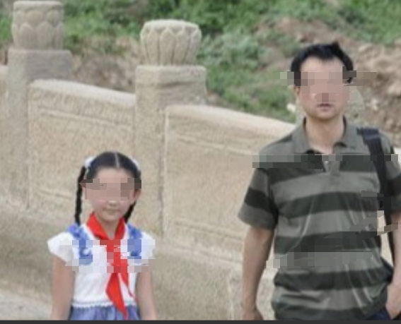 北京，李某1年轻时收养李某2，20年后妻子离世，他再婚生女。为防养女争家产，李某