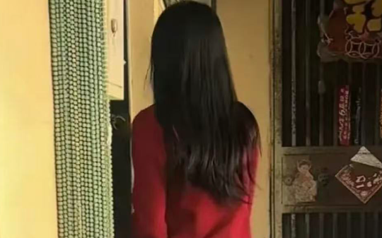 欠账还钱天经地义，可现在欠钱的都是大爷！人家凭本事借的钱，你要凭本事讨回来！