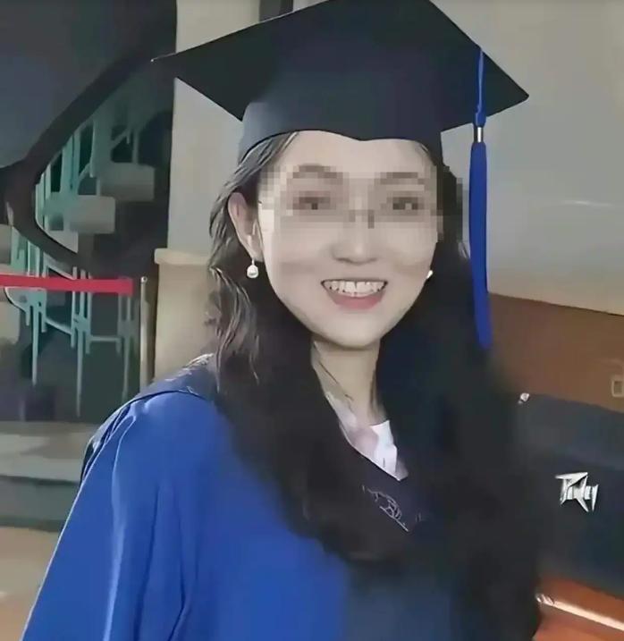 武大图书馆性骚扰事件时间线：
2023-07-11
18:30 左右，武汉大学文