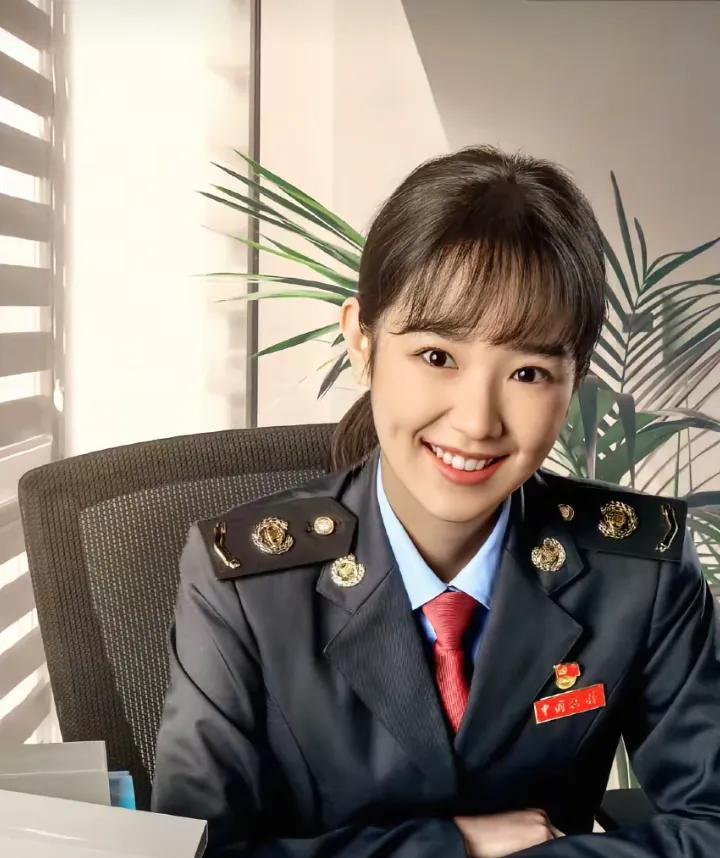 你们不会没发现吧？
电视剧《大河之水》李欣欣一开始可能喜欢的是高鹏
高鹏的性格太