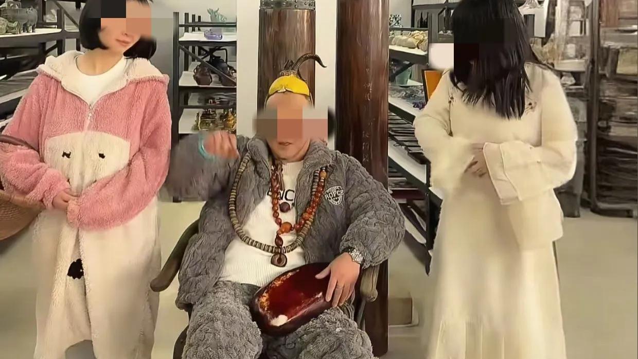 胖东来起诉柴怼怼后续：侵权实锤已封禁，硬刚网友“赶紧起诉我”