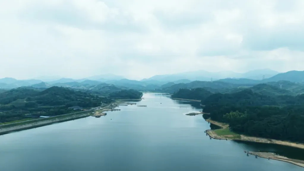 避开人海！湖光山色中的静谧之所就在金东这里→