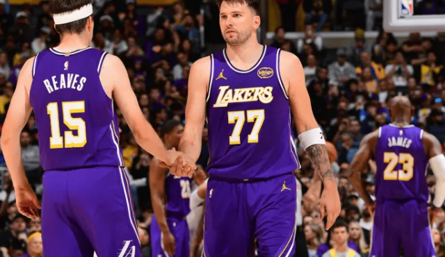 NBA常规赛，湖人对阵魔术的比赛已经结束。湖人109-110不敌魔术。
第四节比