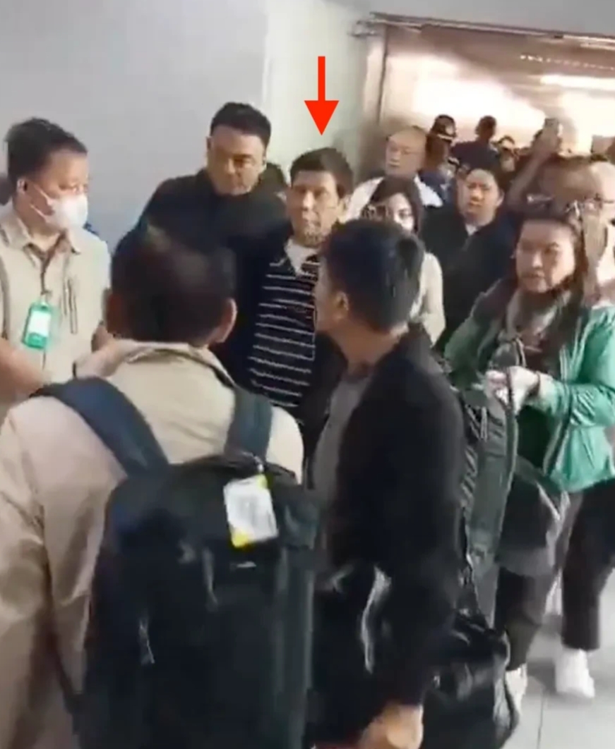 杜特尔特只身入瓮，主动被捕，看似吃亏，实乃大智慧。小马科斯一直奉行亲美路线，但他
