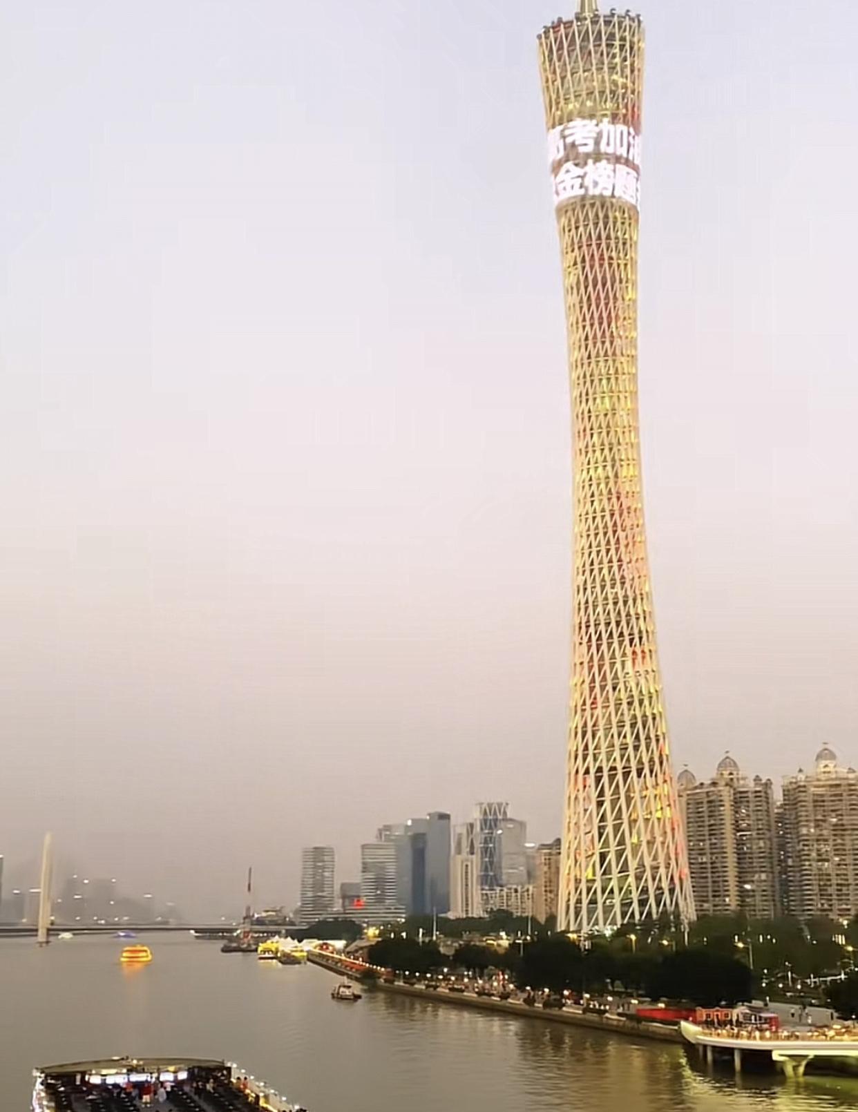 前几天刷到一个有几万粉丝的博主说，中国70%的人适合到国外工作，说国外工作压力小