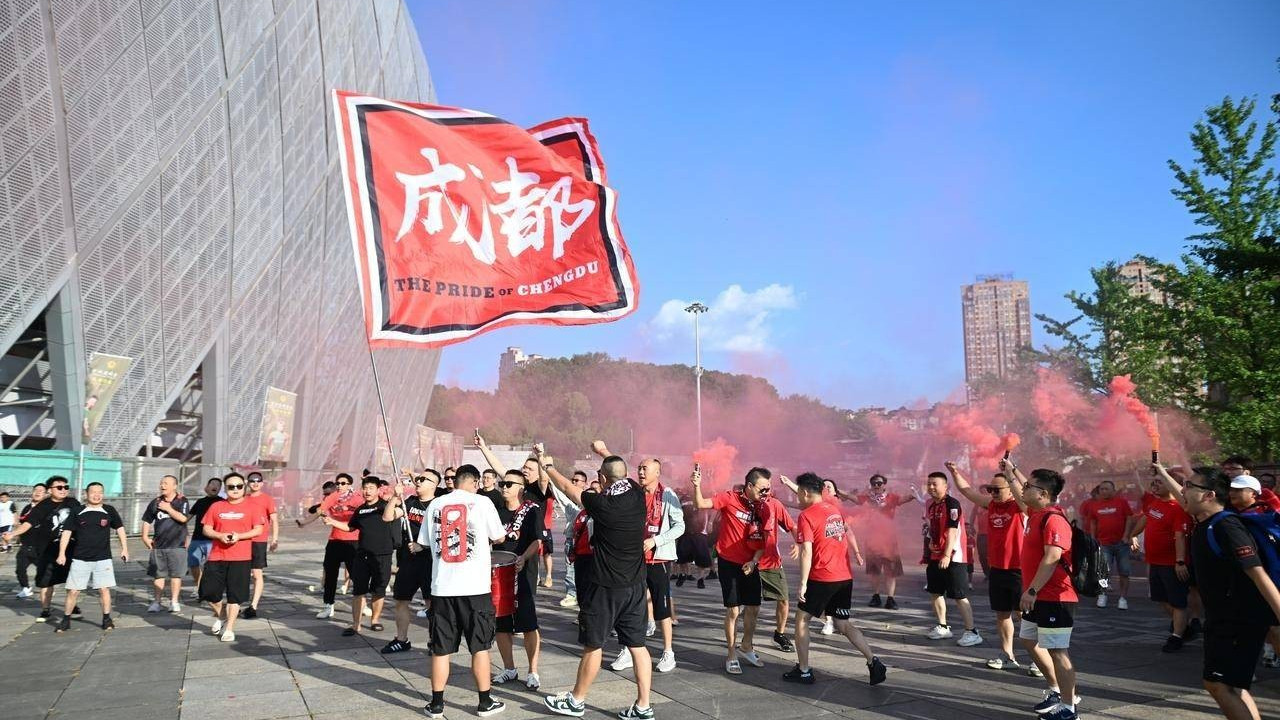 响应中足联的号召！成都蓉城、上海双雄等纷纷发布声明