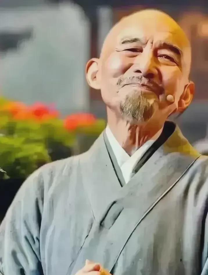 铭记！10个为人处世准则！早知早受益！

1. 男性交往女性越多，越漠视女性