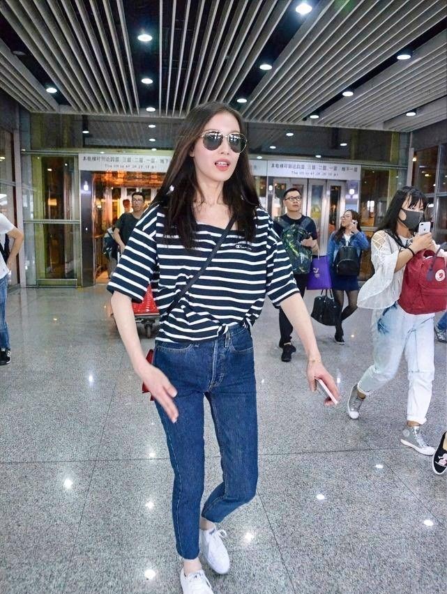 倪妮，170cm，一点明星的架子都没有，让人感觉容易接近她。