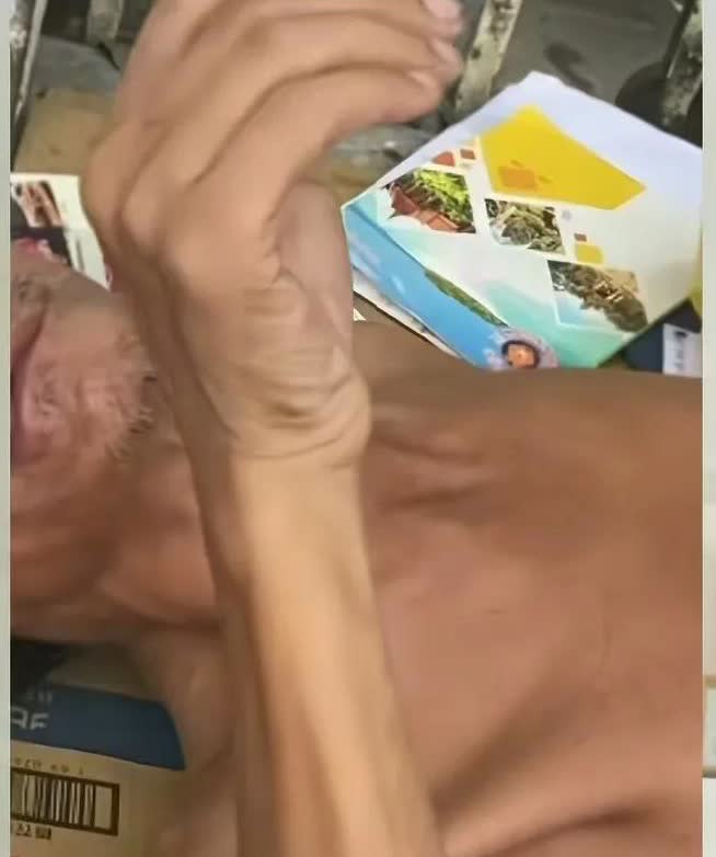 这两天有一个在柬埔寨的中风老人寻亲视频火爆绍兴全网，据这位65岁老人描述：他的家