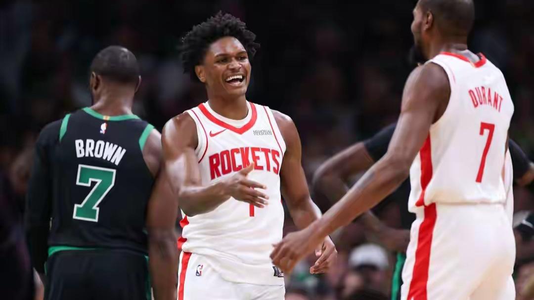 火箭这是得了便宜还卖乖，真把凯尔特当后花园了！