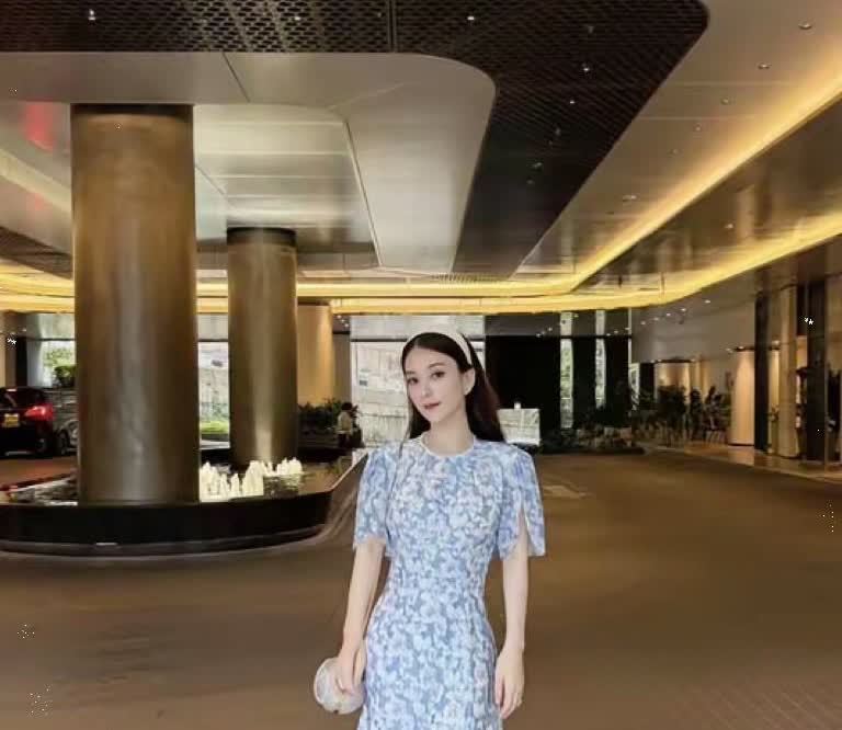 方媛敢生三胎真不是傻
这事给所有姑娘敲了警钟
别以为长得漂亮就万事大吉
感