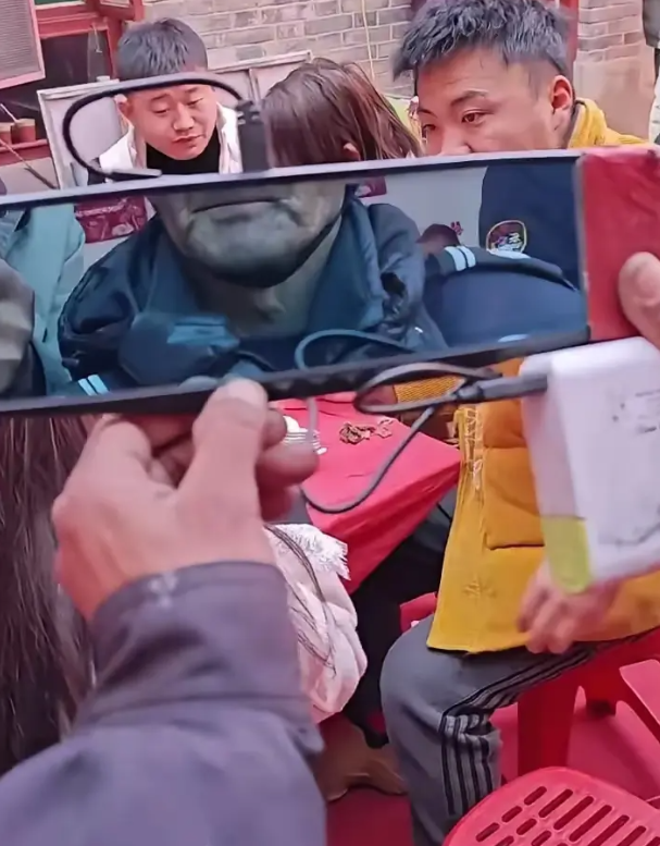 到底谁结婚啊，把军方都惊动了

