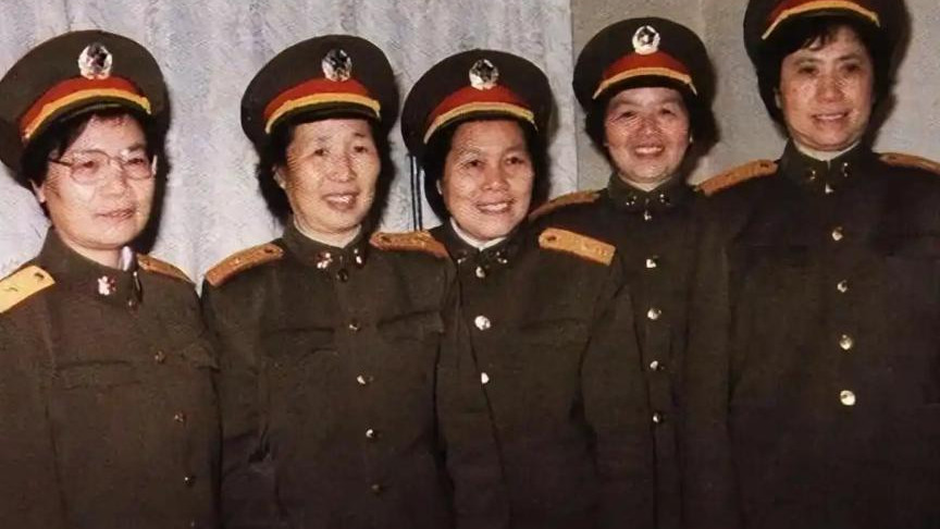 唯一拥有美国国籍的解放军女少将胡斐佩简历