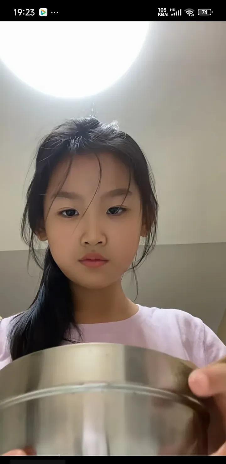 #分享女儿的成长#感觉就这个视频很漂亮。
