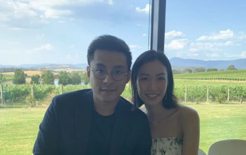 霍启仁低调结婚，父亲霍震霆说不催生，因为自己也管不了。
没想到霍家公子竟然低调