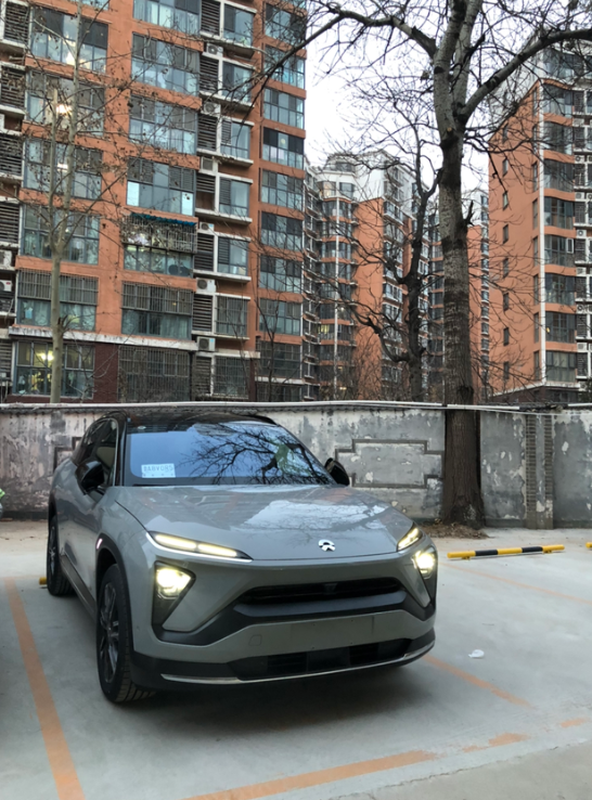 提车Es6一个月以来总结用车体验～
用车一个月来的感受：
1.外观确实越看越喜欢