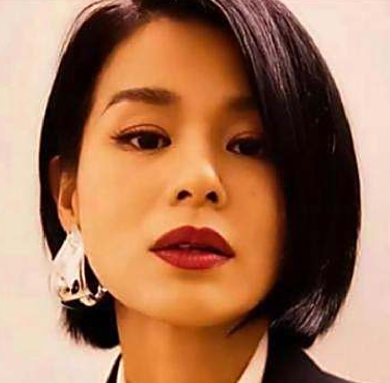 难怪杨幂离婚了，赵丽颖离婚了，杨颖离婚了，李小璐离婚了，章子怡离婚了，孙怡离婚了
