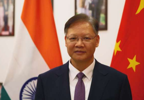 莫迪来中国前，中方给了印度一句忠告：别再对美国继续认怂了！

中国驻印大使徐飞洪