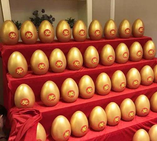 之前一般我都是一天一篇，展现量和阅读量都不多，没想到上周展现量一下子多了起来，阅