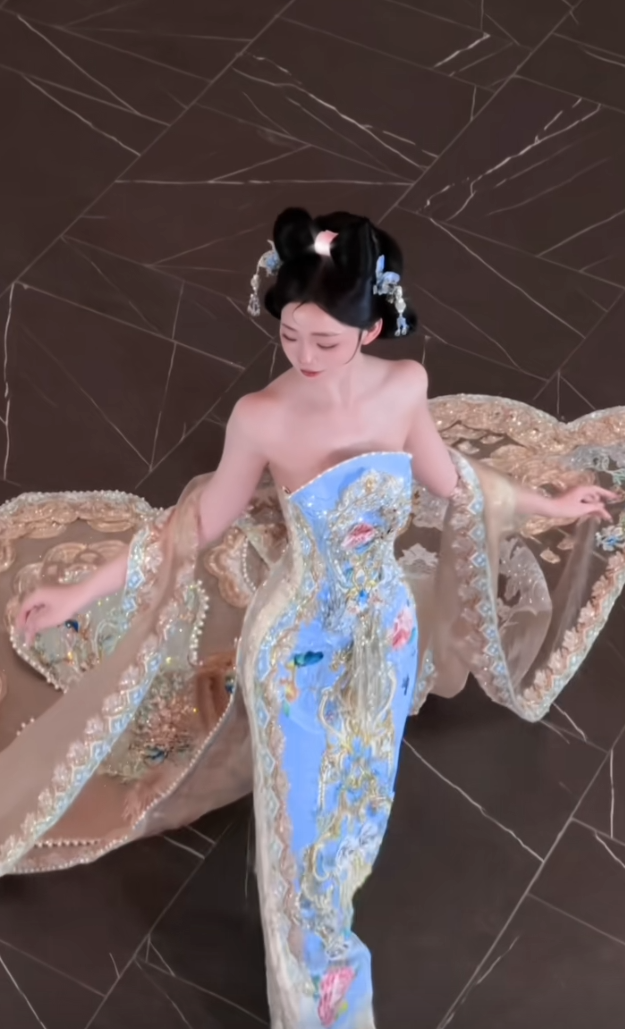这种衣服撑不起来真的不好看！