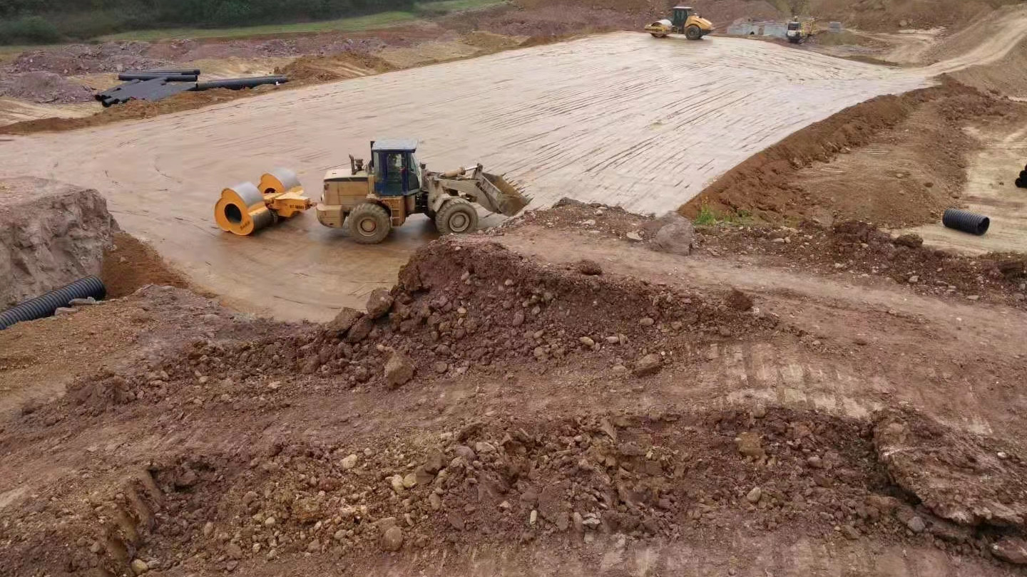 30kj冲击压路机：高效能压实机械详解