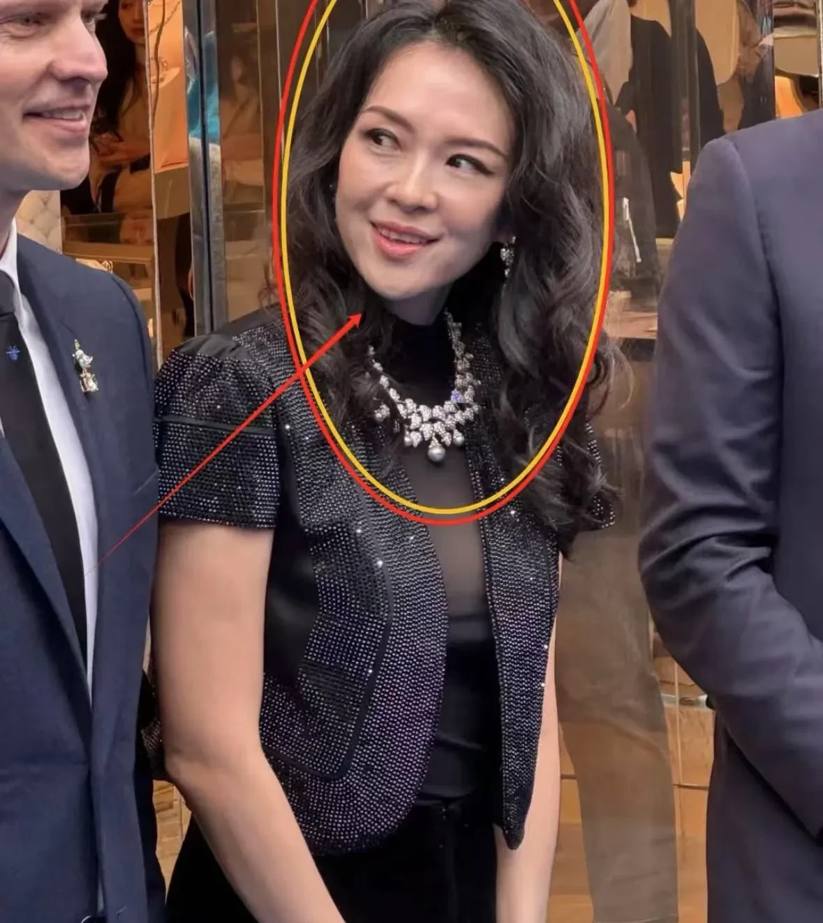 章子怡汪峰离婚原因分析











啥？汪峰章子怡要离婚了？不敢相信！