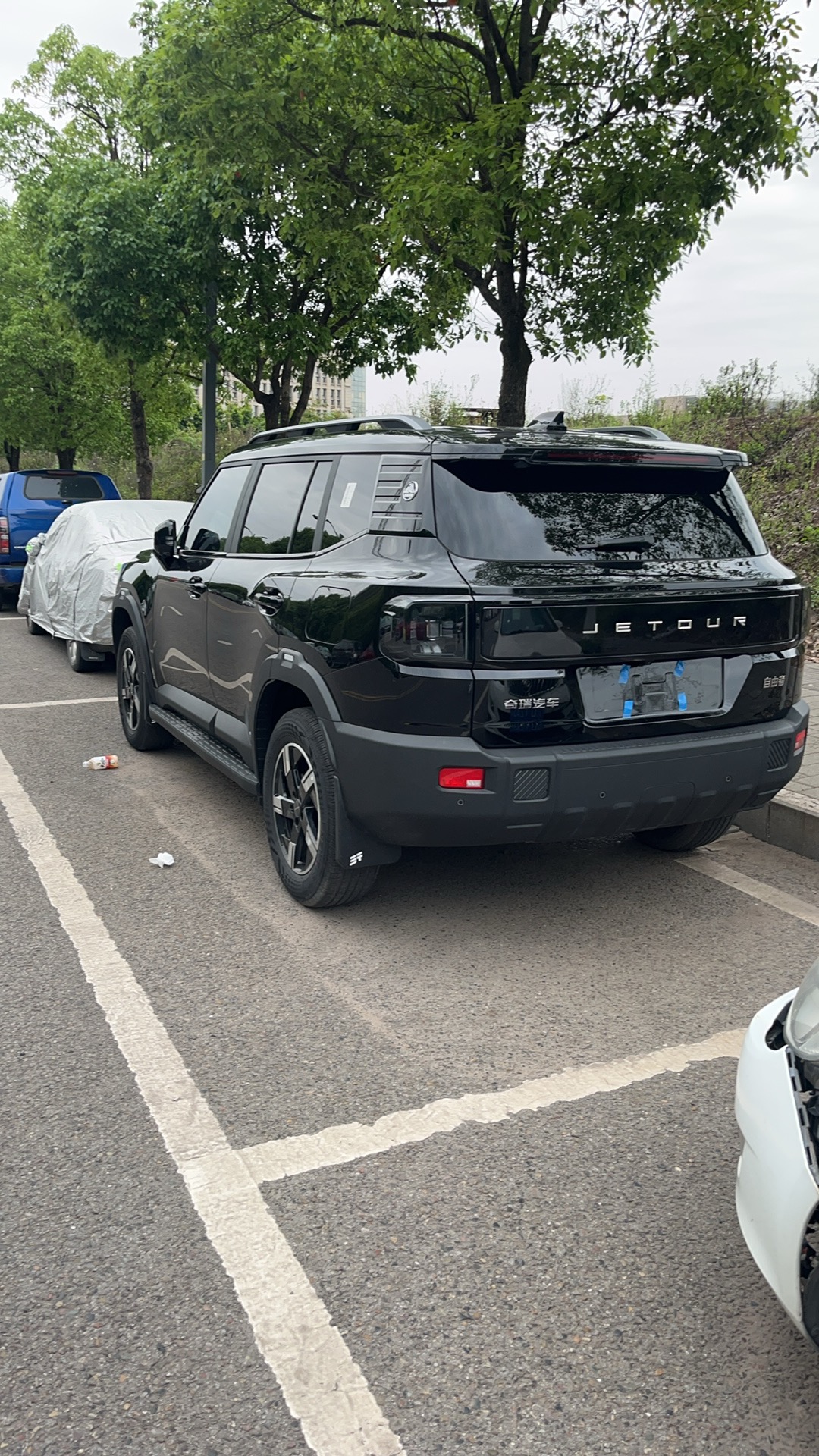 4月21号提的车，现在也有一个多月了，1.5发现不越野，目前也才3000多公里走