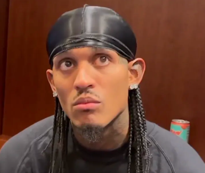 NBA常规赛，尼克斯119-102击败奇才。
赛后尼克斯球员乔丹-克拉克森在接受