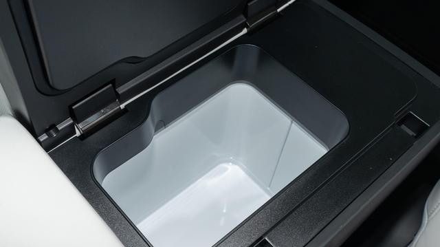 日产N7：0.208Cd风阻+23个感知硬件+V2L外放电，这质感值得冲吗？