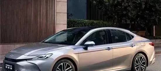 一觉醒来发现，欧盟对中国电动汽车征收关税又有新动作！
特斯拉中国——从9％下调