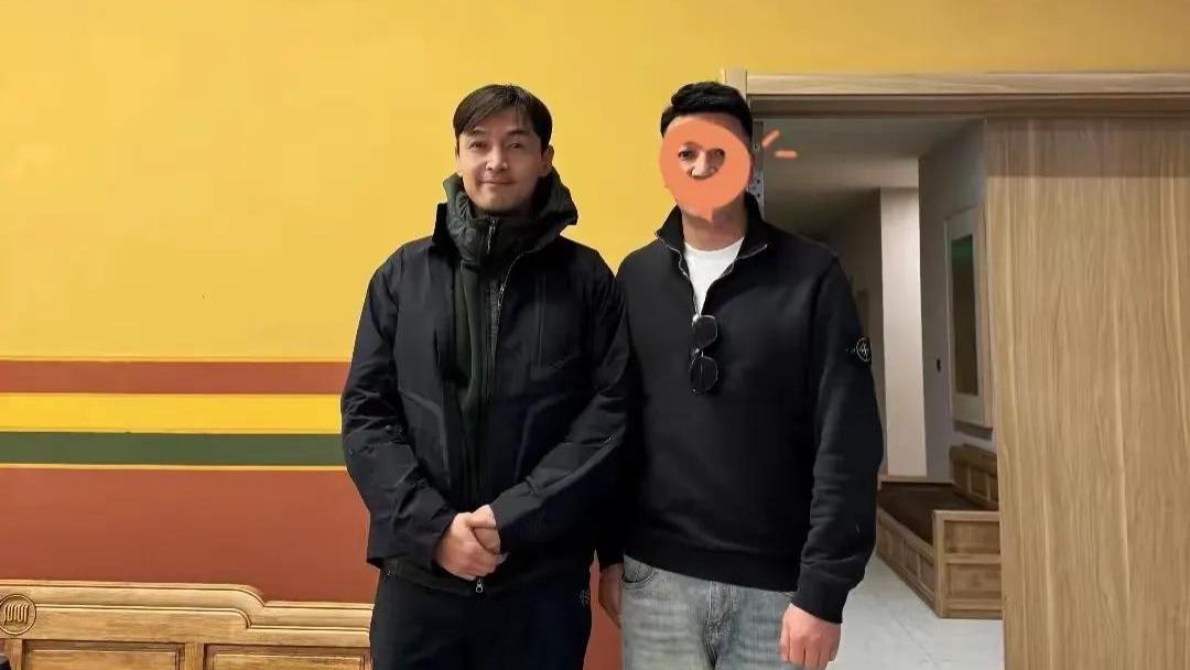 胡歌又一次来到西藏，亲力亲为救助雪豹，公益精神值得我们学习！