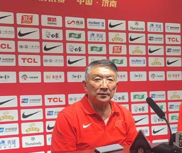 宫鲁鸣真的是有点卸磨杀驴的意思，好歹李梦也为国家队奋战了十年，没有功劳也有苦劳，