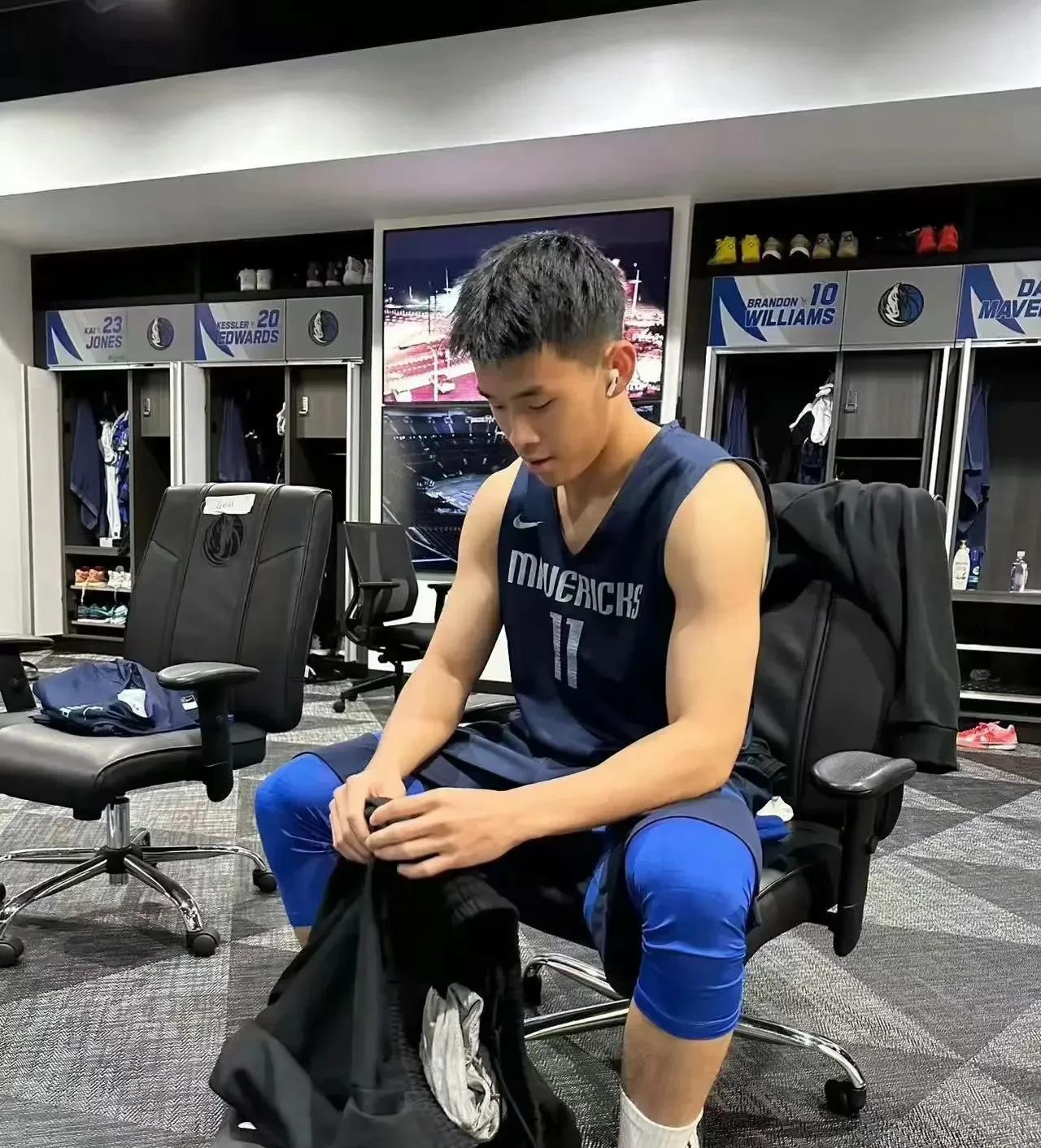 是有自知之明？还是另有隐情？
林葳确定不出席26号的NBA选秀大会！
林崴试训独