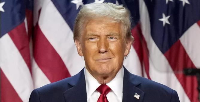 特朗普一威胁，英国就立马大幅增加军费，终究顶不住美国压力
 
特朗普再次入主白宫