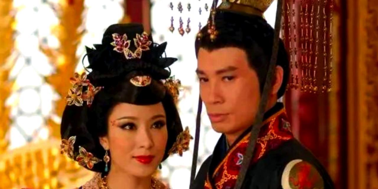 唐宪宗有次喝醉了酒，发现郭贵妃没在身边。他盯着郭贵妃的侍女郑氏，直接开口：“我听