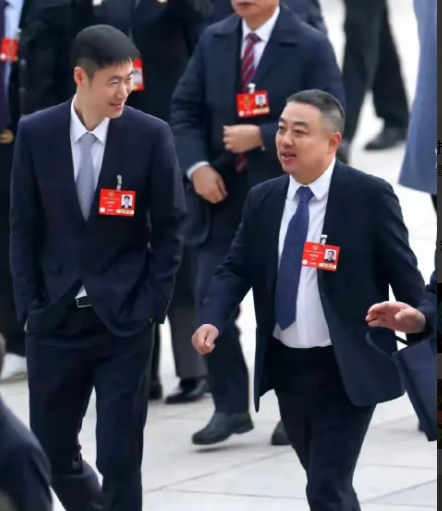 王励勤和刘国梁2个共同点2个不同点

2个共同点
1、两人都是实干派，少说多做，