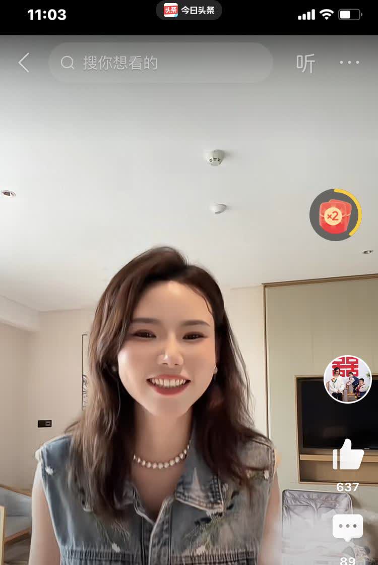 这还是王东青吗？人逢喜事精神爽，老公快要回来了，王东青不仅心情变好了，连长相都变