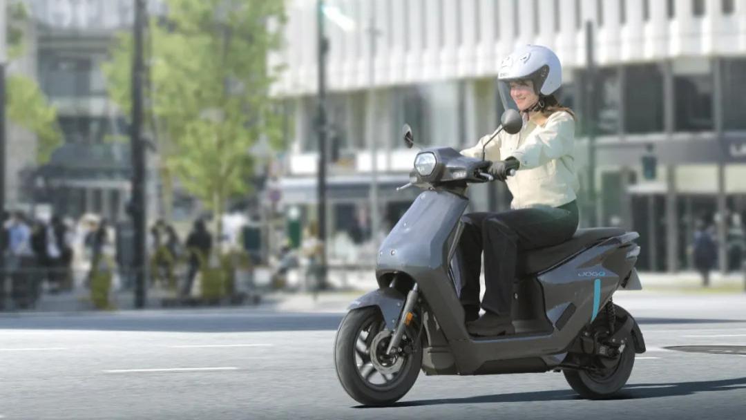 雅马哈车本田芯！而且还是五羊本田生产！这款新踏板什么来头？