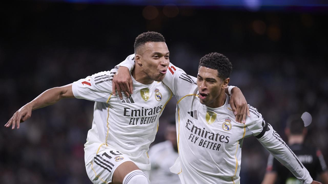 11.26 欧冠  皇马最近联赛状态不佳，今晚作战奥林匹亚科斯客场，能否拿下三分扳回一局。