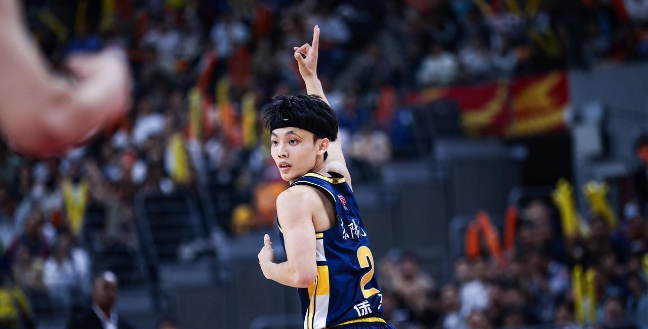 广东男篮：什么？比赛时间缩水了？
本赛季的CBA联赛，相较以往一个最大的变化，无