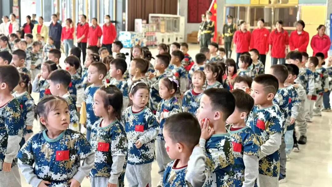 “走进军博园 共筑强国梦”——万婴格林生态幼儿园研学活动