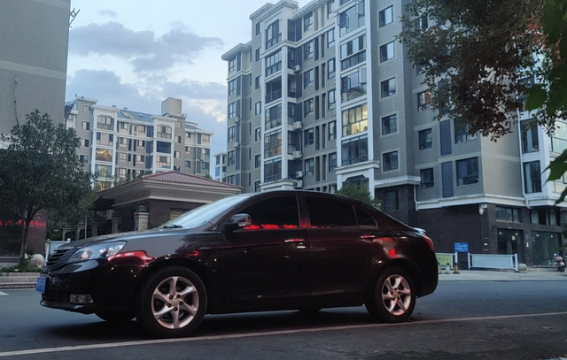 第一代帝豪
11年手波陪了我好多年 越开越有感情