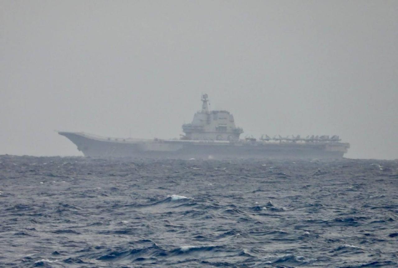 解放军东部战区进逼台海，南部战区海军配合！ 从伪台海军成功级巡防舰“田单号”上拍