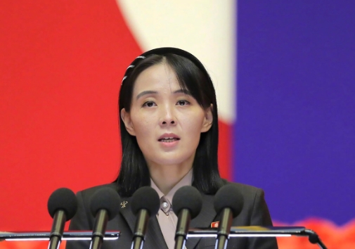 白日做梦！朝鲜怒斥韩国总统李在明一直在假惺惺地表演。朝鲜最高领导人胞妹金与正在最