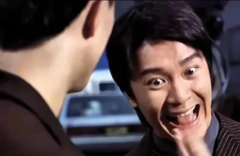 在王晶看来，黄渤、沈腾等人的演技都很不错，但论到喜剧天赋，他们还是差了点意思。周